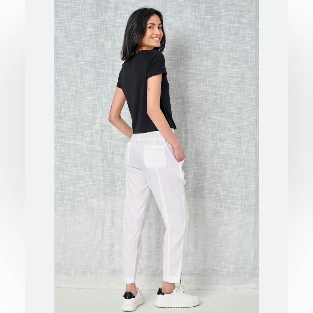 NWT Marrakech White Joggers